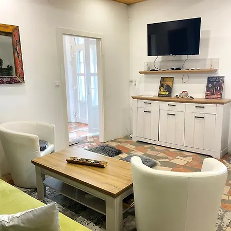 Apartment Maul - Lator Presbar Es Bortrezor *