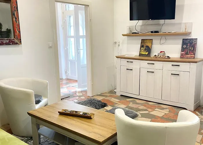 Apartment Maul - Lator Presbar Es Bortrezor *